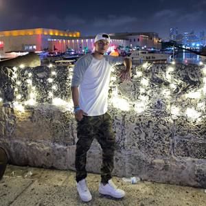 Meet your Posher, Alejandro